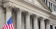 La Fed advierte sobre riesgos en medio de valoraciones récord del S&P 500