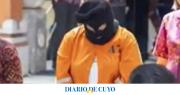 Detuvieron a una mujer que tenía cocaína en un juguete sexual que llevaba colocado en su cuerpo