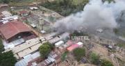 Incendio en cárcel pandina: Presumen explosión de garrafa y reportan dos heridos