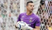 Fábio hace historia: el arquero de Fluminense es el jugador con más partidos en el fútbol mundial