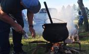 Tiene solo 360 habitantes: el pueblito escondido en Buenos Aires donde se hace el Festival del Guiso
