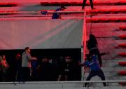 Suspenden partido entre Independiente y U de Chile por graves incidentes