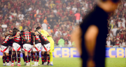 La historia de Estudiantes ante Flamengo: imbatible en La Plata pero con un registro negativo