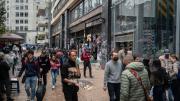 Vanguard lidera la salida récord de bonos en Colombia tras la rebaja del S&P 500