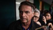 Bolsonaro redactó carta para pedir asilo político “urgente” en Argentina, según policía