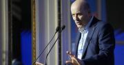 Chispazos en el Council: Sturzenegger pidió a un empresario bajar una cautelar y recibió una respuesta tajante