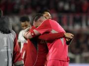 Franco Armani y el abrazo con llanto junto a Enzo Pérez tras pasar el karma de los penales de River vs Libertad: Recompensa al trabajo
