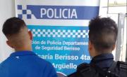 Dos jóvenes aprehendidos tras agredir a la policía en Berisso