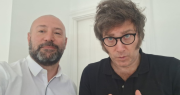 Tras los audios de las presuntas coimas, allanaron la Agencia de Discapacidad y una droguería