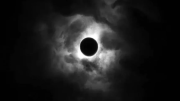 Llega la Luna Negra: cuándo será y qué extraño fenómeno la acompañará