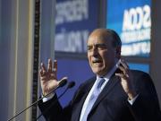 El Gobierno dice que el escándalo de las supuestas coimas está armado: A Milei no le importa la plata, no se abraza a cajas fuertes
