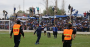 Otra vez violencia en el fútbol sanjuanino: agredieron a un fotógrafo en un partido de Reserva