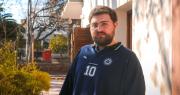 Martín Krywo, los boleros y el juego de crear sobre el escenario