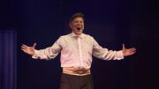 Gabriel Canci estrenó con glamour y a sala llena el musical de tango que protagoniza