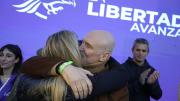 Javier Milei retoma campaña de La Libertad Avanza: caza de brujas, “cisne negro” y silencio de Mauricio Macri