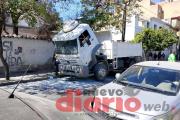 Incendio de un camión generó momentos de tensión en pleno centro de Santiago