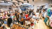 Indumentaria, calzado y autos impulsaron el consumo en julio pese a la incertidumbre económica