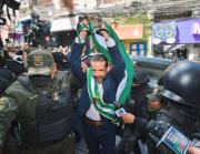 Camacho gana una primera batalla legal y se encamina a reasumir sus funciones en la Gobernación