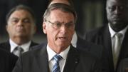 Imponen vigilancia permanente a Jair Bolsonaro