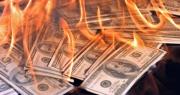 Adiós al dólar: Estados Unidos prohíbe las transacciones con estos billetes y hay que cambiarlos urgente