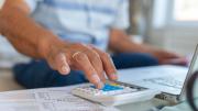 En un año se triplicó la cantidad de empleados y jubilados que pagan Ganancias