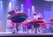 Ballet Folklórico Municipal regala una estampa por los 200 años de Bolivia
