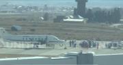 Camacho aborda el avión y parte rumbo a Santa Cruz en medio de expectativa