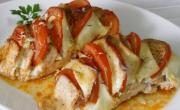 Receta sin harina: rolls de pollo bañados en queso, deliciosos y fáciles