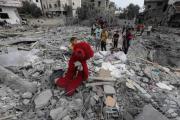 Miedo de ir a dormir: el terror se apodera de Gaza tras incesantes bombardeos israelíes
