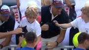 VIRAL: Identifican al hombre que le robó una gorra autografiada a un niño en el US Open, es CEO de una empresa