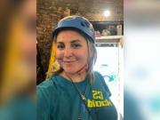 Selfie mortal: quiso tomarse una foto a casi 100 metros de altura y cayó al vacío frente a su hijo
