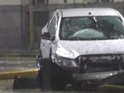Impactante accidente en Flores: un conductor alcoholizado chocó contra el sector peatonal del Metrobús
