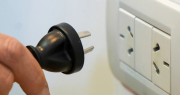 Qué hacer cuando hay un corte de luz y cómo proteger los electrodomésticos