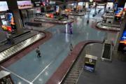 Caída en viajes internacionales a EEUU podría extenderse más allá del verano, advierten expertos