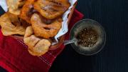 Ni grasas ni frituras: cómo hacer tortas fritas saludables ideales para días de lluvia