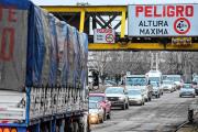 Hubo demoras en el tránsito en los puentes Neuquén-Cipolletti por obras sobre la Ruta 151