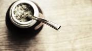 ¿A qué temperatura conviene tomar el mate para evitar daños en la salud?