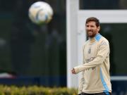 A qué hora juega la Selección Argentina vs Venezuela, por las Eliminatorias 2026: formaciones y dónde ver el partido en vivo