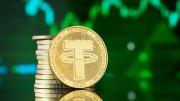 Casas de cambio permiten criptomonedas ante escasez de dólares en el país, reveló Reuters