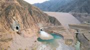 Por las tareas en el dique Potrerillos recomendaron no acercarse a las márgenes del río Mendoza
