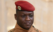 El Parlamento de Burkina Faso vota a favor de prohibir los actos homosexuales