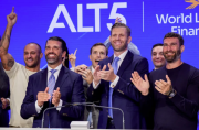 Un nuevo token criptográfico aumenta la fortuna de Donald Trump y sus hijos en 5 mil millones de dólares