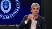El FMI, el retorno del cepo o el dólar libre sobrevuelan el plan de Luis Caputo