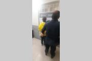 Una mujer de 85 años llamó a la policía y denunció que su nieto le dio una feroz paliza
