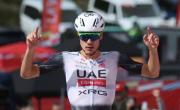 Ayuso supera a Romo en el sprint final y gana la 12ª etapa de la Vuelta; Vingegaard sigue líder