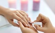 3 diseños de uñas originales y únicos para esta primavera 2025