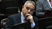 Las “serias razones personales” del senador Fernando Salino para rechazar el veto de Javier Milei