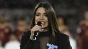 Quién es Euge Quevedo, la cantante que emocionó a todos con su interpretación del Himno Nacional