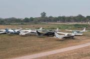 Operativo en Warnes revela arsenal, pistas clandestinas y siete avionetas vinculadas al narcotráfico