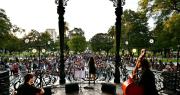 Música en la Glorieta, stand up y más en el Qué Hago de este sábado previo a las elecciones en La Plata